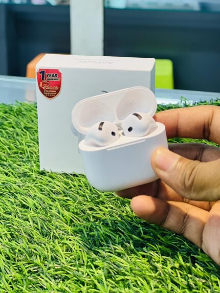 Apple AirPods(2nd gen) with Charging Case Bluetooth Headset